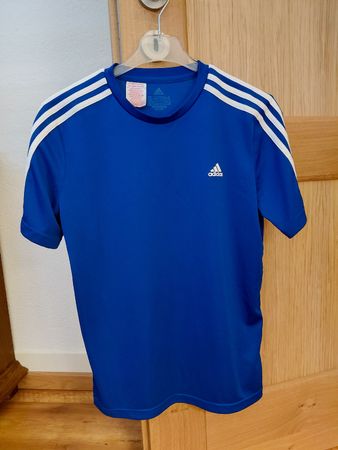 Maillot Adidas bleu taille 13-14 ans / 164 bon état