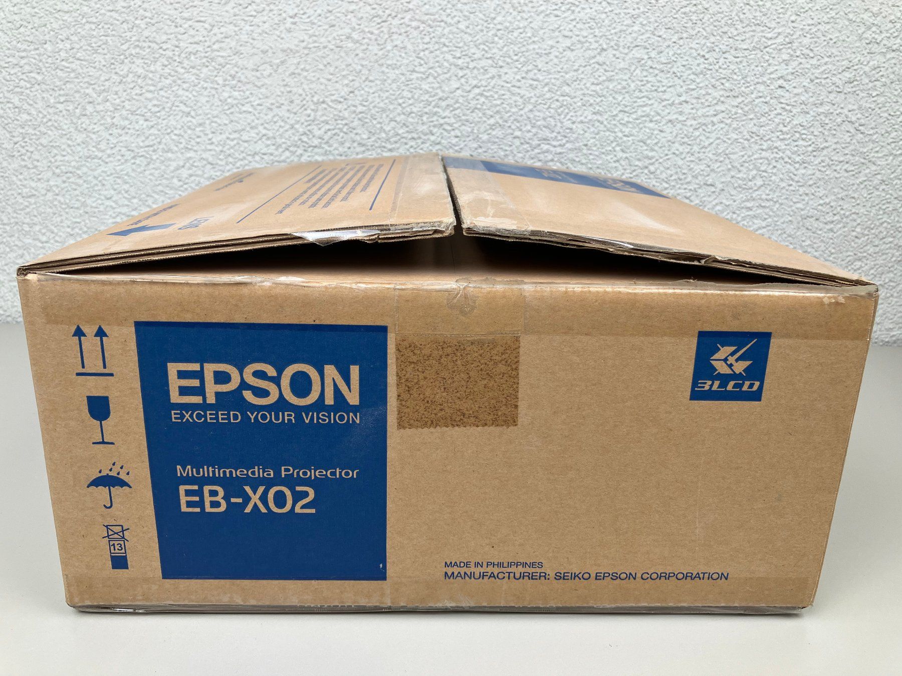 Epson Vidéoprojecteurs: Epson Multimedia Projector EB-X02 – D'occasion à Stallikon par Colombaccio 4