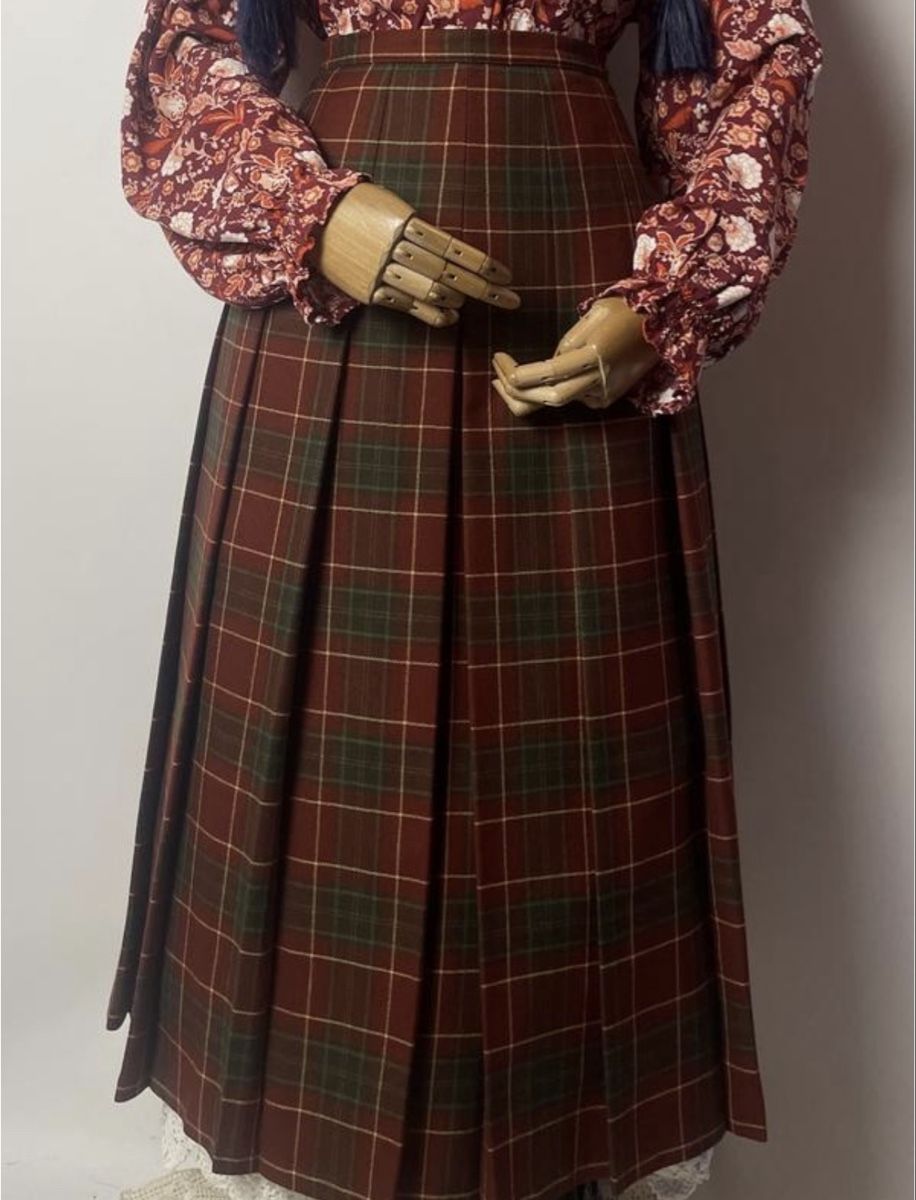 Gonne: Vintage full wool skirt with lining – Nuovo (secondo la descrizione) da Glattpark(Opfikon) venduto da olg_g9wb 3