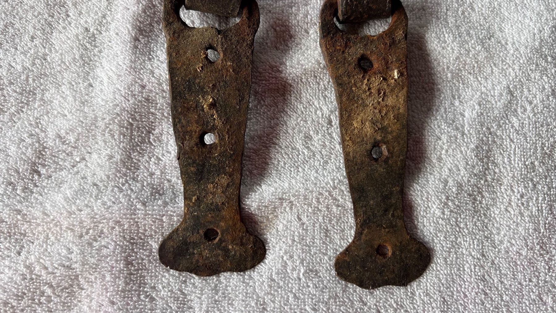 Ferramenta: Antike, dekorative Torbänder, restaurationsbedürftig. – Usato da Schübelbach venduto da Dolly990_2 6