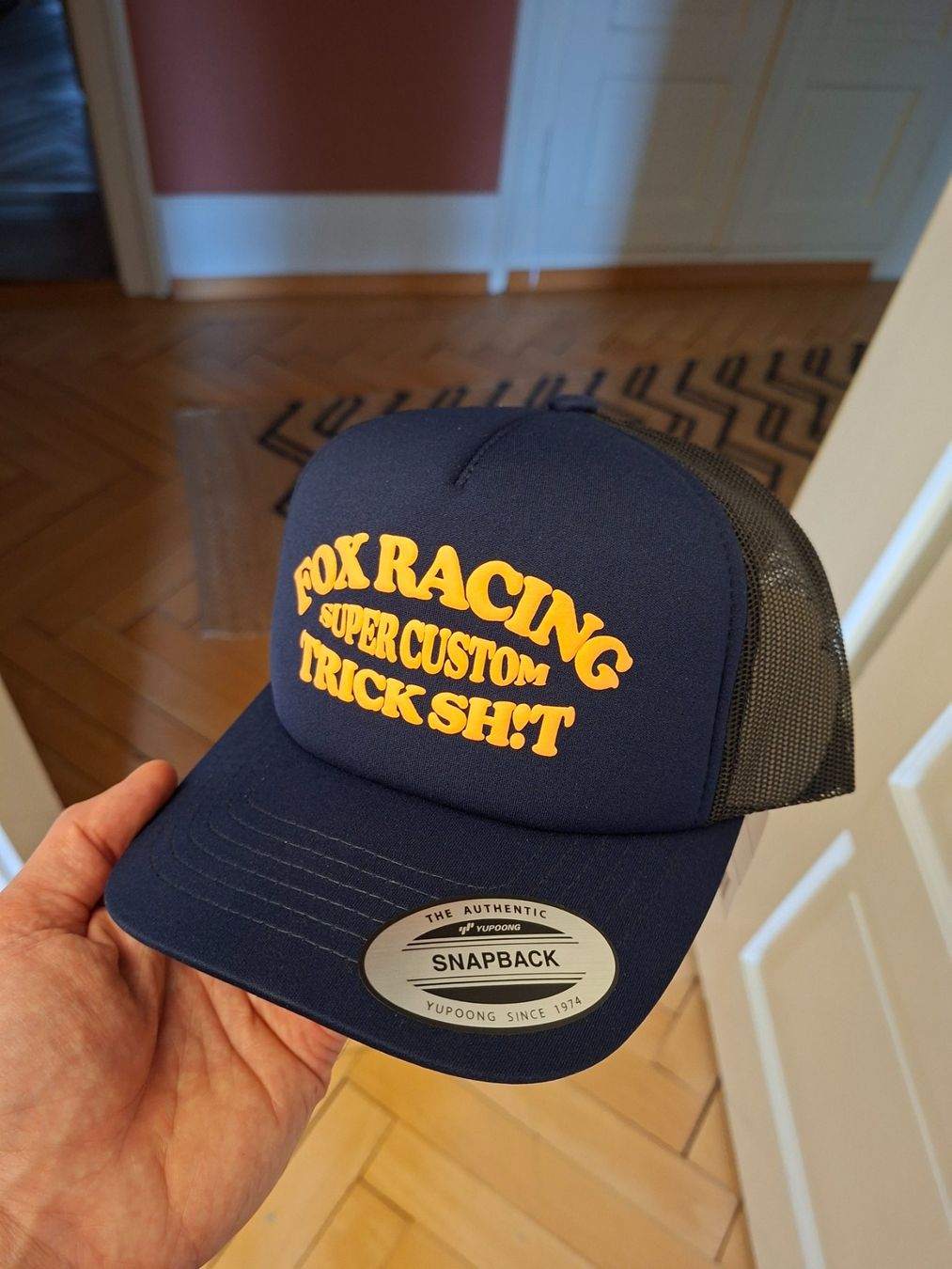 Autres vêtements & accessoires: FOX Snapback Cap, neu! – D'occasion à luzern par you_wont_regret_it