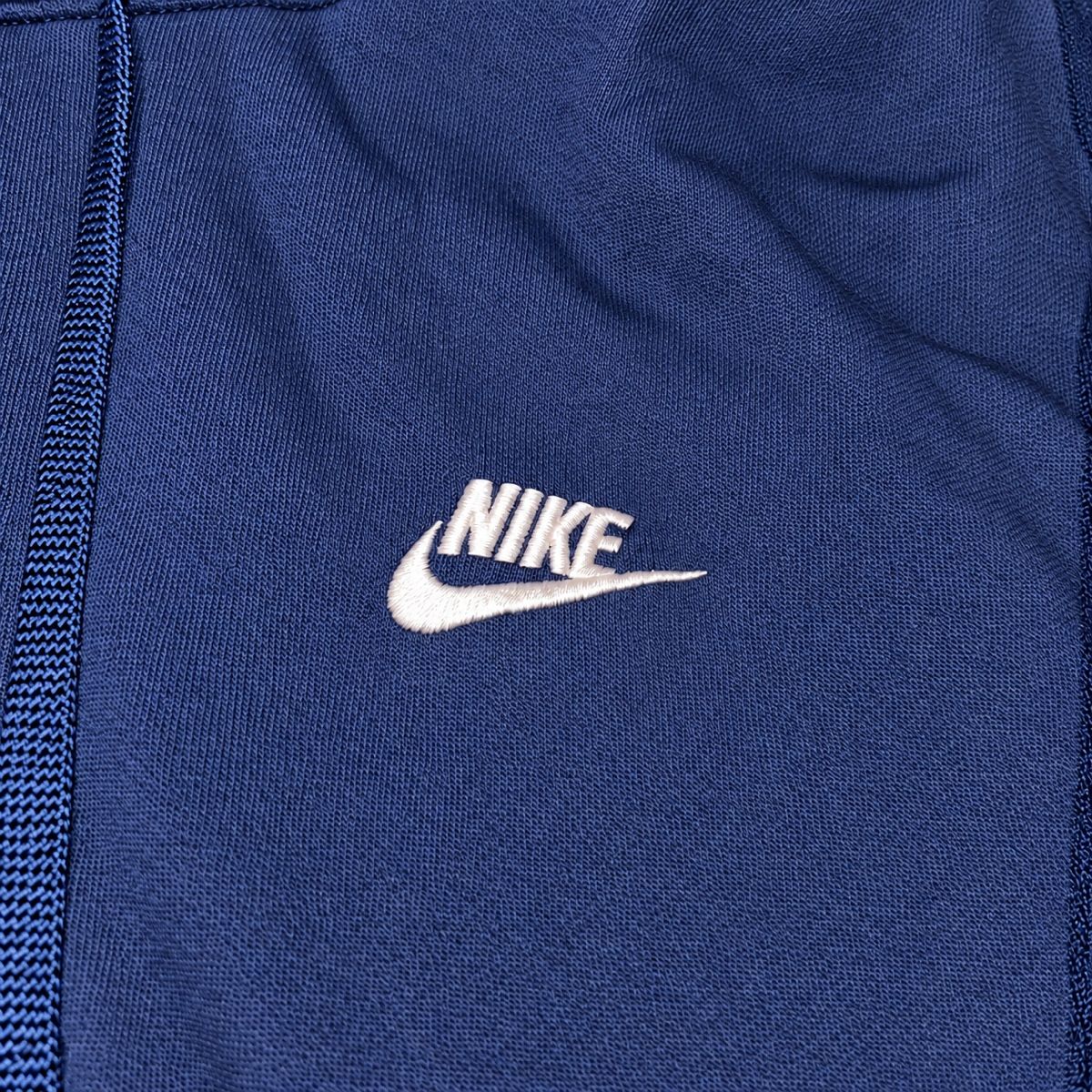 Nike Pullover & Sweatshirts: Nike Pullover M – Gebraucht aus Bassersdorf von lev_75cn 2