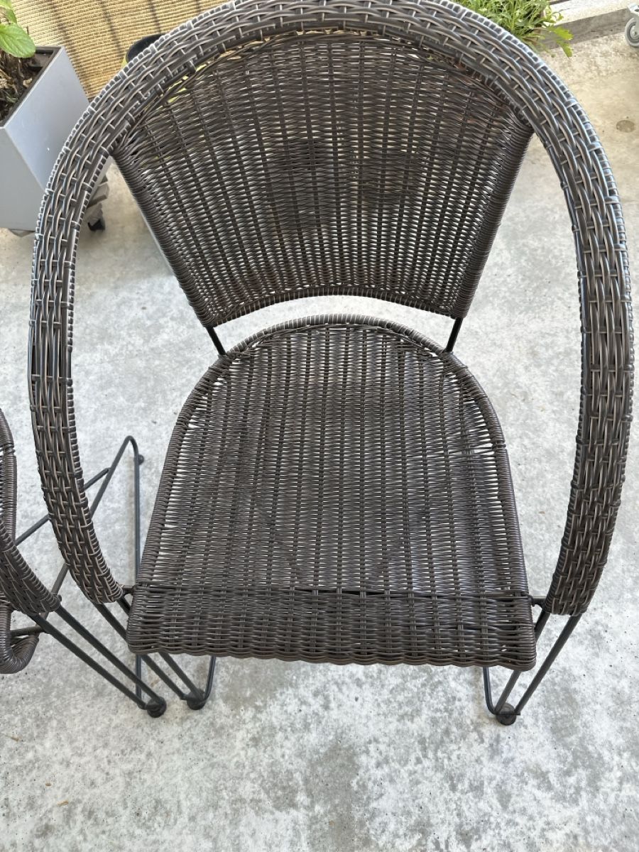 Chaises: 2 Balkonstühle – D'occasion à Altendorf par ratzfatz 1