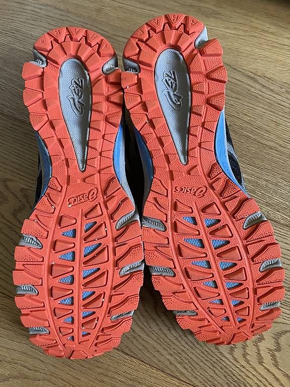 Herrenschuhe: Asics Gel Fuji Attack Grösse 44.5  – Gebraucht aus Muttenz von Style_2000 3