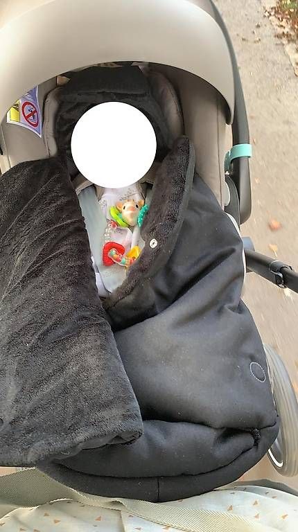 Carrozzine: cybex poussette priam + siège auto cloud + chancelière – Usato da Lausanne venduto da beatriz_g 3