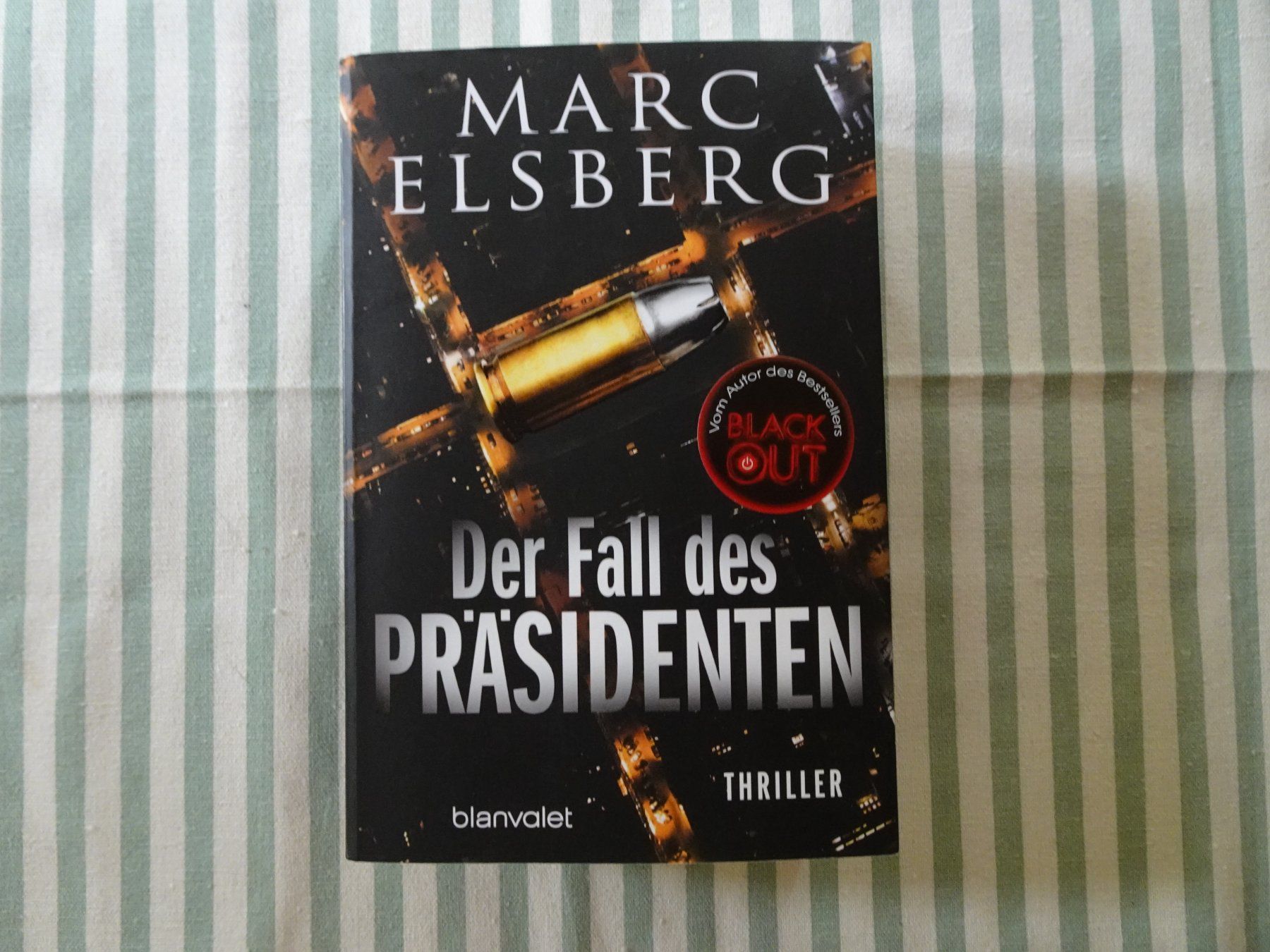 Bücher: Marc Elsberg - Der Fall des Präsidenten - Thriller - B562 – Gebraucht aus Küssnacht am Rigi von Bookslove-Divers