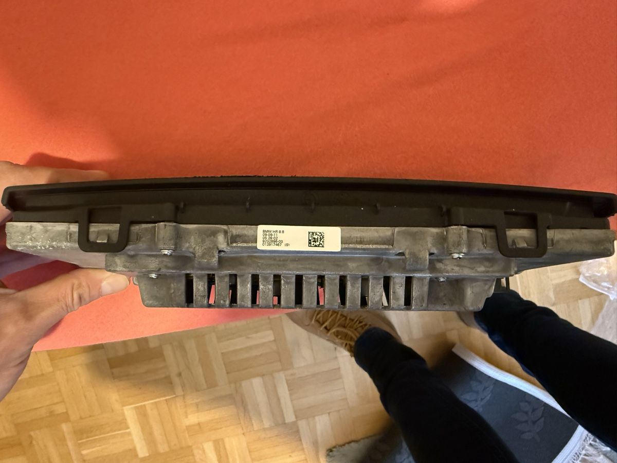 BMW Tutti pezzi di ricambio auto: Display BMW X6 E71 X5 E70 – Usato da Genève venduto da fra_v2zs 3