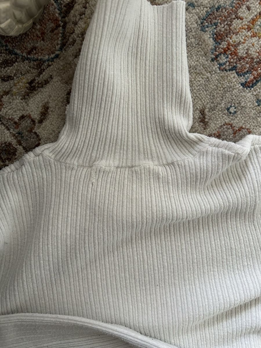 Maglioni & Felpe: Rollkragenshirt, creme-weiss, Gr. S – Usato da Basel venduto da ros_lh8r 1