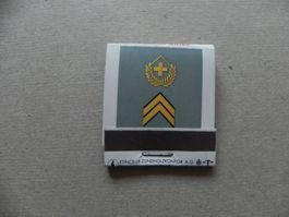 Militär Armee Uniform Abzeichen Zündholz Bier Gradabzeichen