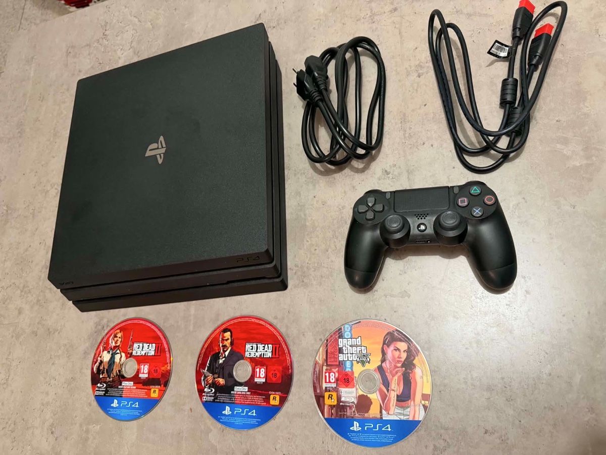 Sony Console: PS4 Pro 1T – Usato da Kerns venduto da OlSecHand01 1