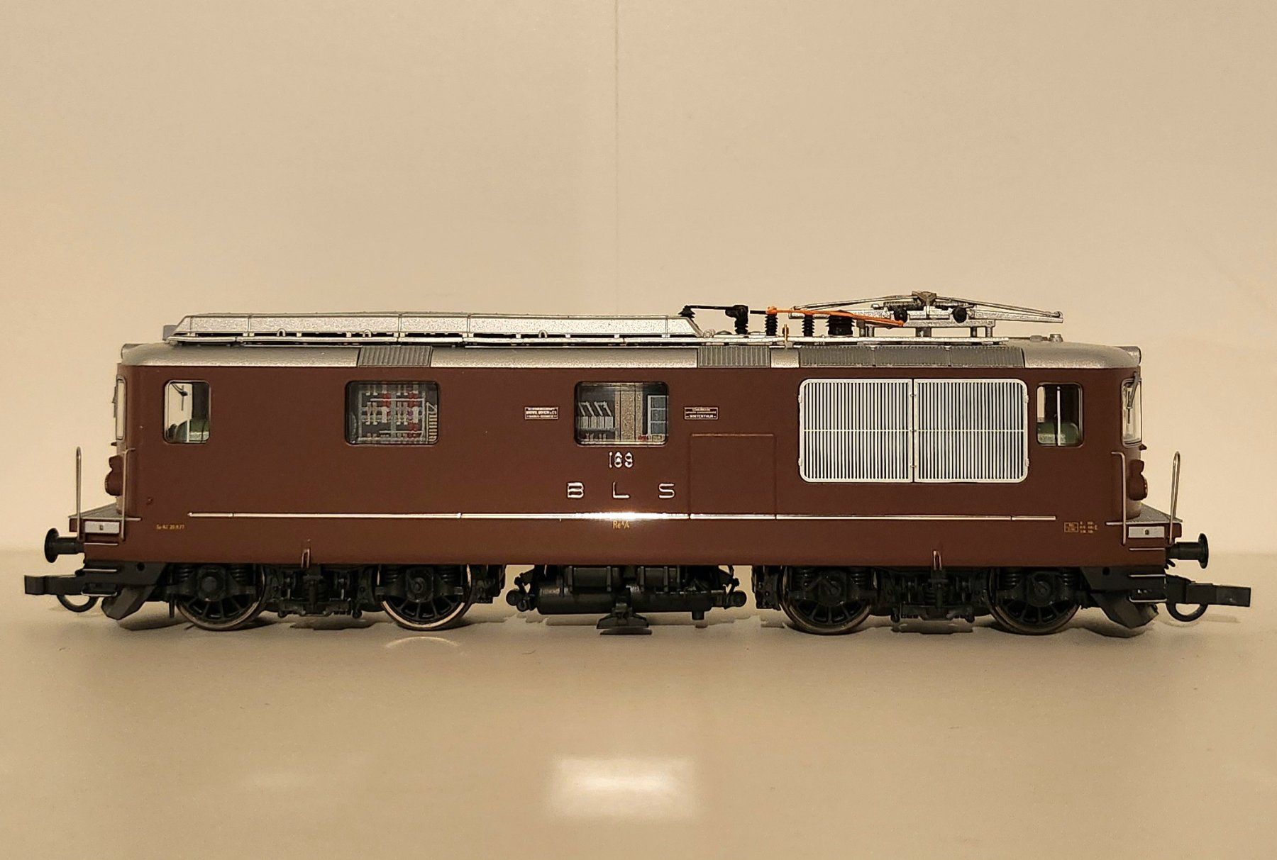 Roco Modellini di ferrovie: Roco BLS Re 4/4 169 DCC Sound – Nuovo (secondo la descrizione) da Wittenwil venduto da ced_q8j7 1