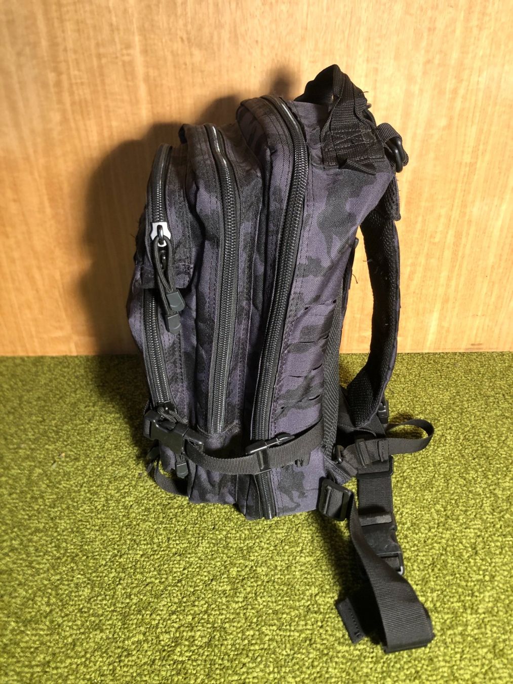 Zaini: Tactical grey camo backpack. – Usato da Saignelégier venduto da Dubois_Vintage 3