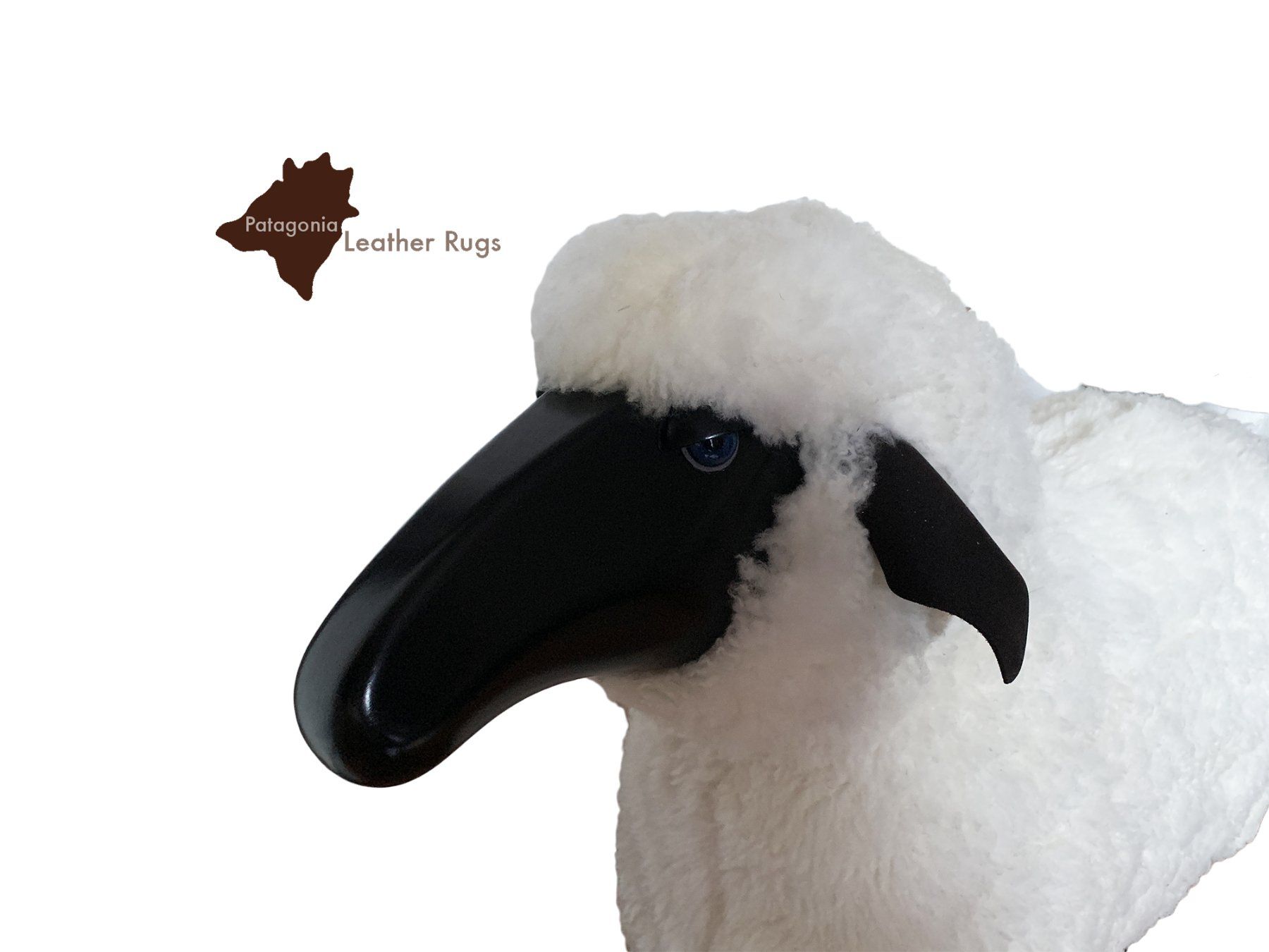 Skulpturen & Statuen: Schaf weisses Fell, schwarzes holz – Neu und originalverpackt aus Arbedo von patagonialeatherrugs 2