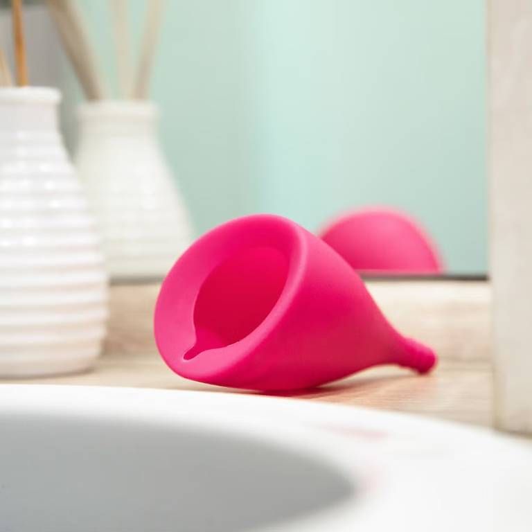 Altro per la cura del corpo: INTIMINA Lily Cup Grösse B – Nuovo e nell'imballaggio originale da Muttenz venduto da Fantom03