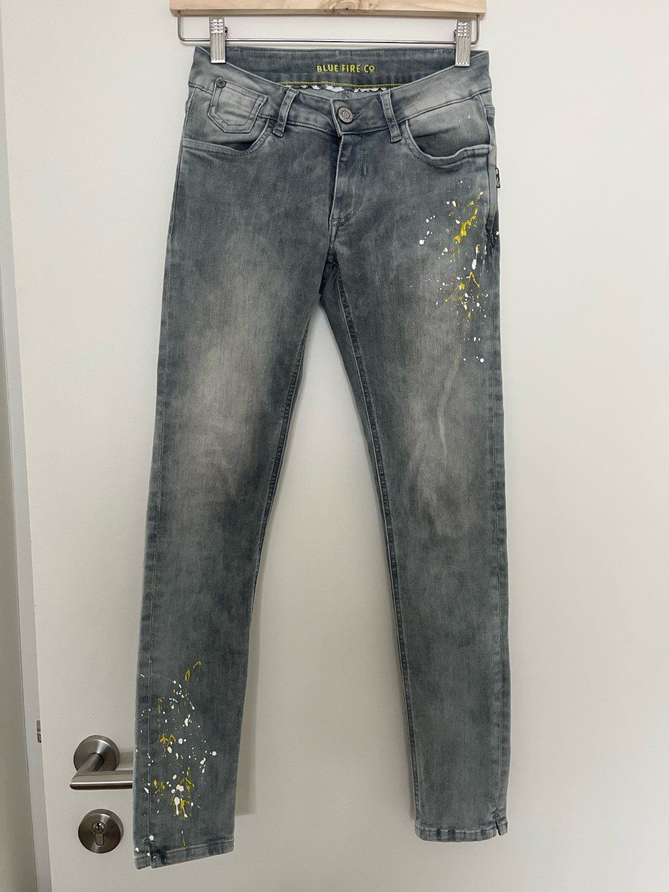 Jeans: Blue Fire Jeans W25/L29 – Neuf (Voir description) à Triesen par dardaleni