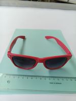 Sonnenbrille Rot - Perfekt für den Sommer! ☀️