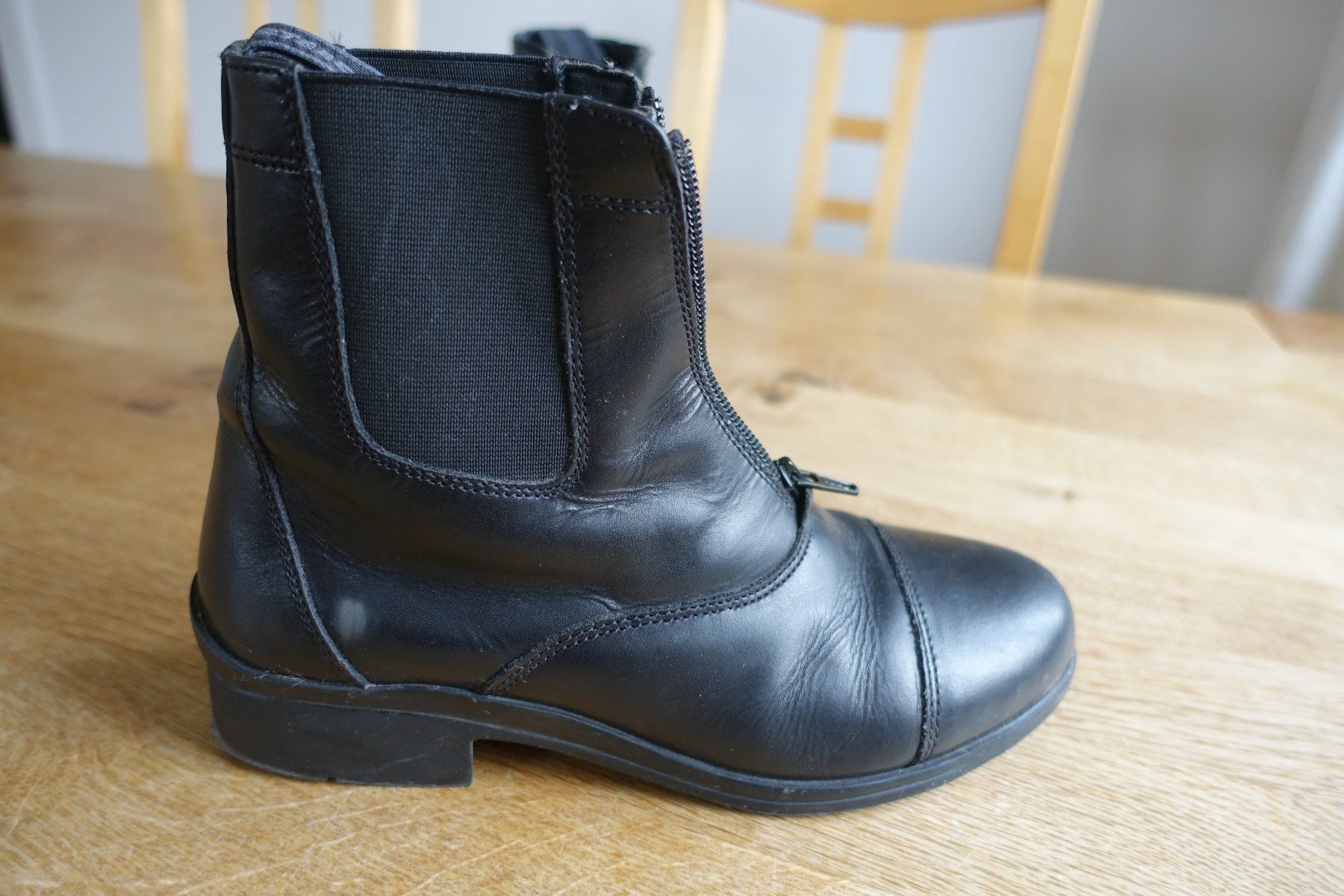 Felix Bühler Scarpe per ragazze: Reitstiefelette Steeds Grösse 37, wenig gebraucht – Usato da Zürich venduto da magicpegasus 2