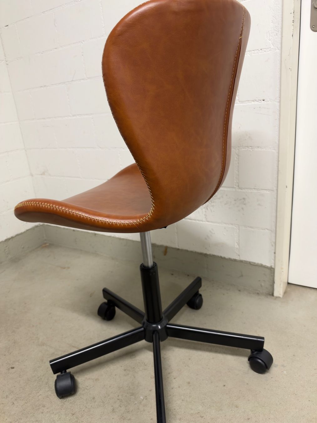 Stühle: Bürostuhl – Gebraucht aus Nänikon von Mastinao 2