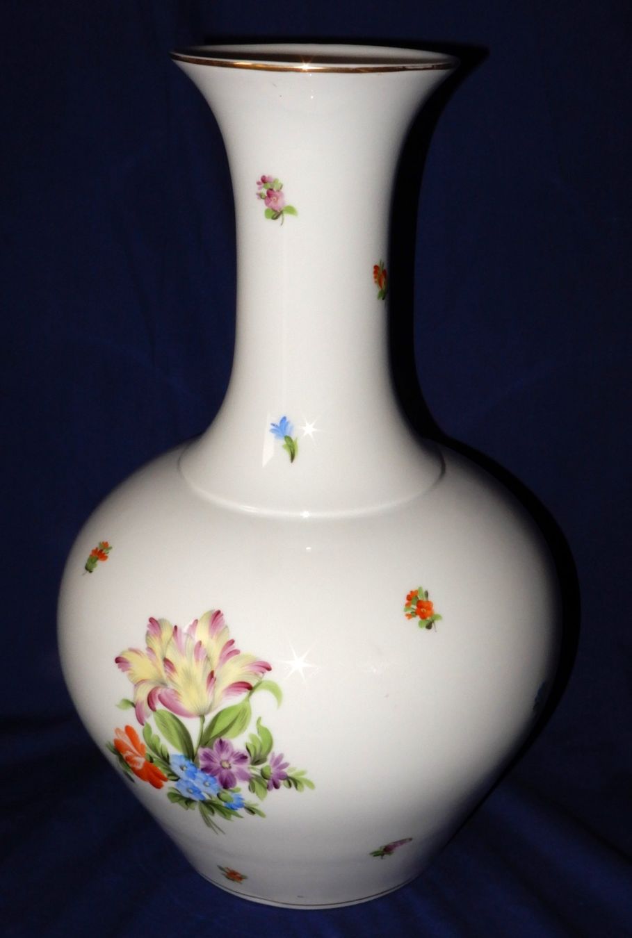 Herend Vasi & Recipienti: Grosse Herendvase, Blumendekor, gemarkt Herend 1944 – Usato da Senèdes venduto da Mutzli52 2