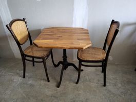 Ensemble bistrot vintage 1 table et 2 chaises Thonet 1930er.