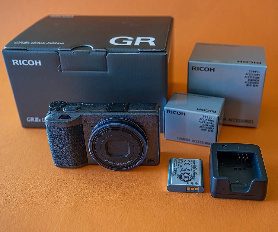 Appareil photo: RICOH GR IIIx Urban Edition – Neuf avec emballage d'origine à Corcelles-Payerne par Jclau2