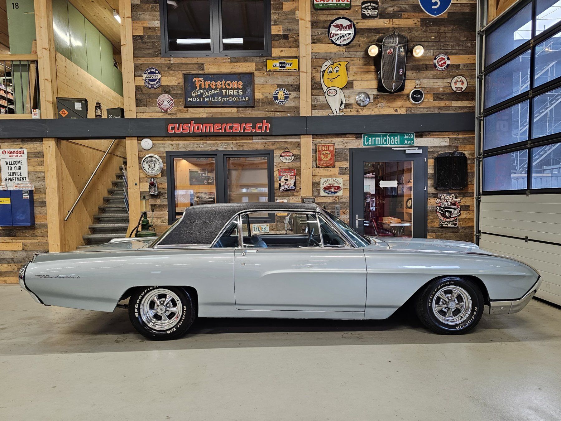 Ford (Usa) Automobili: Ford Thunderbird – Usato da Rafz venduto da CuCaRafz
