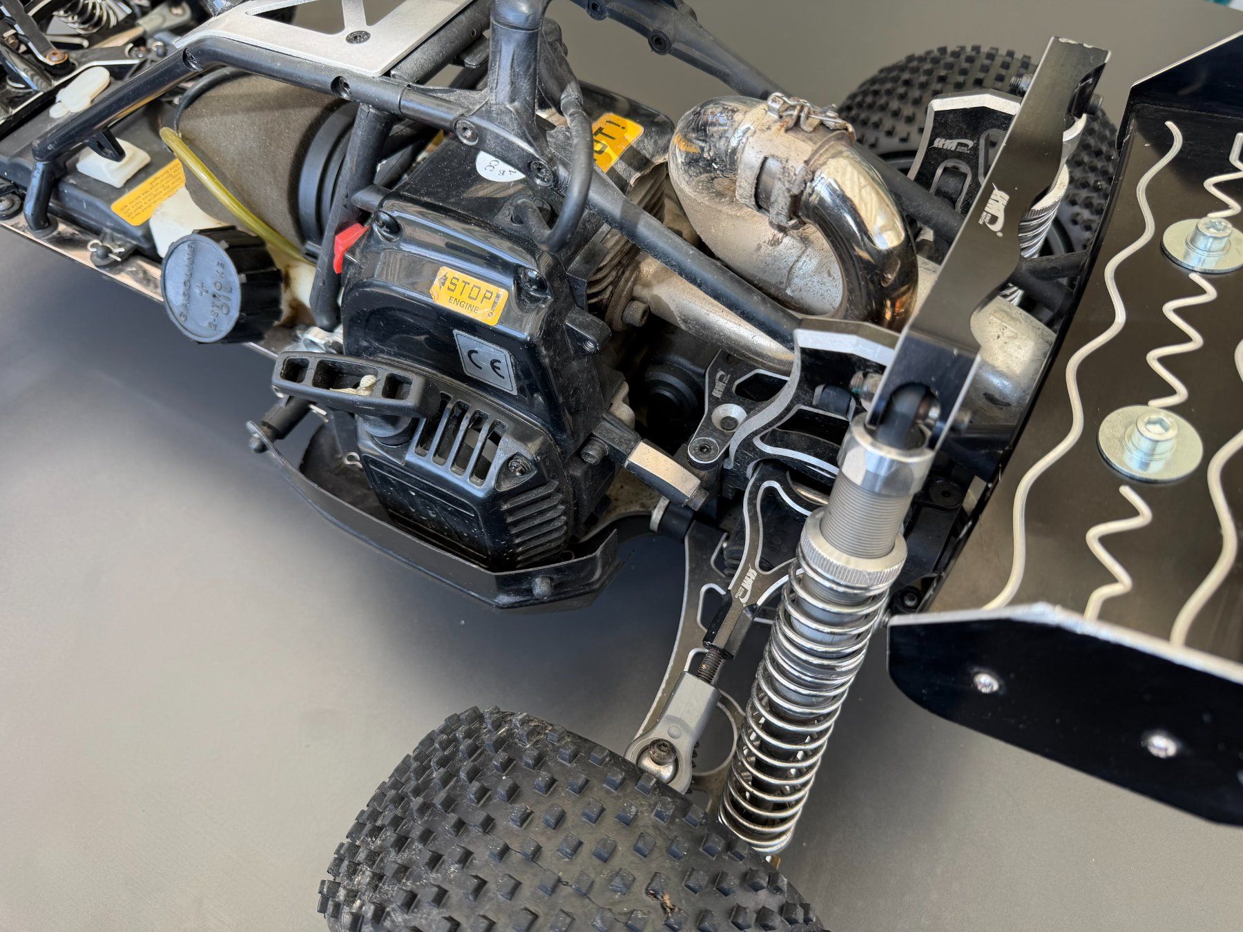 HPI RC Modellbau: HPI Baja 5B 30.5cc CNC Alloy + Profi Fernsteuerung + Zubehör – Gebraucht aus Müllheim Dorf von RideOn 3