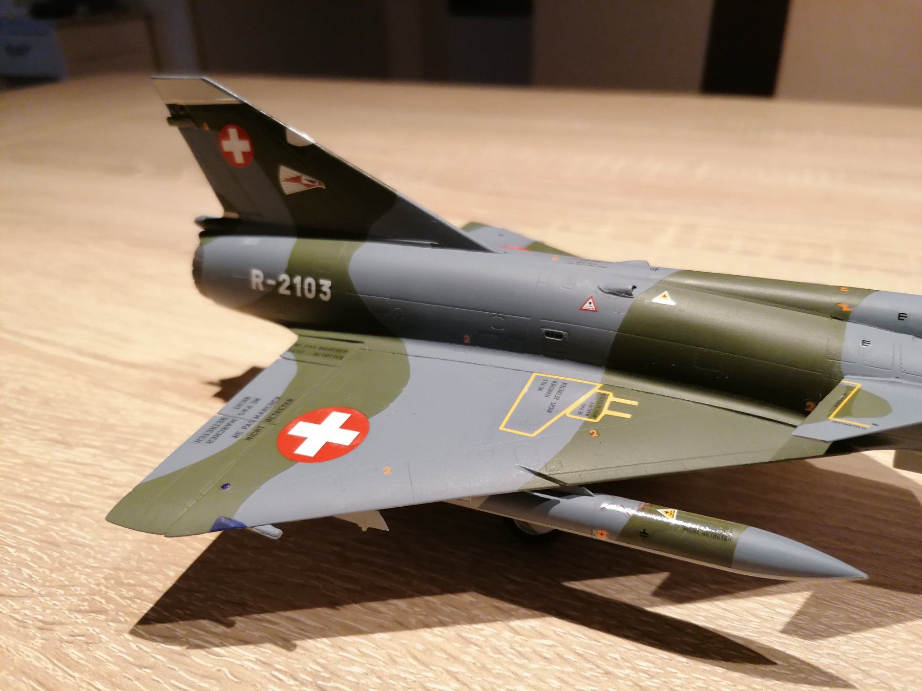 Schweizer Armee Kit di modellismo & Modellini statici: Mirage lllRS  R-2103 – Nuovo (secondo la descrizione) da Brunnen venduto da pepone08 5