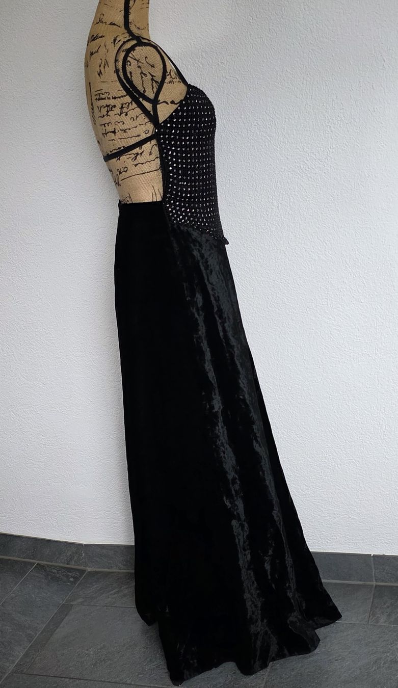 Kleider: Wunderschöne Schwarzes Samt Abendkleid Max Mara – Neu (gemäss Beschreibung) aus Rheinsulz von Gilea 1