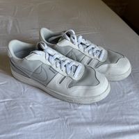 Nike Squash-Type N.354