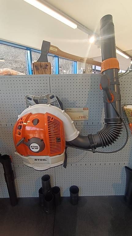 Soffiatori & Aspiratori per foglie: STIHL Profi-Rückenblasgerät BR700 – Usato da Cunter venduto da inf_w8s7