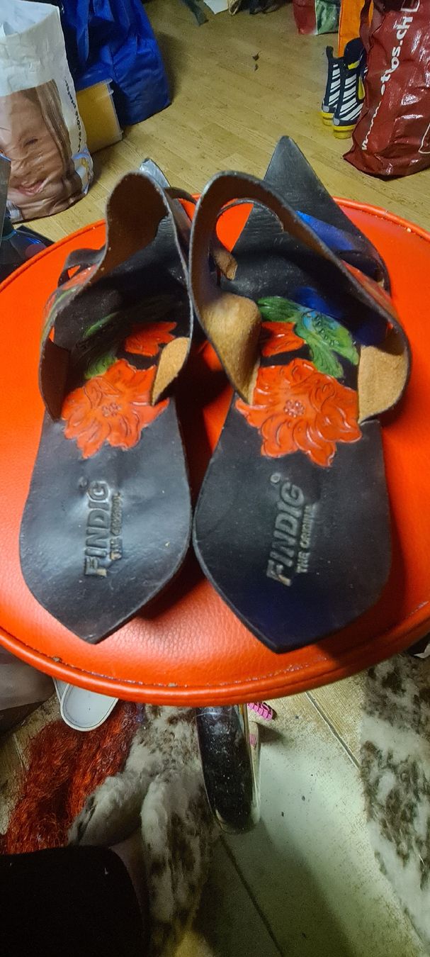 Damenschuhe: Sandalen – Gebraucht aus Bellerive VD von Hermes5 1