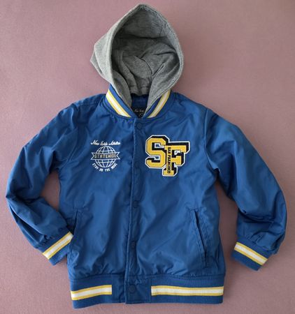 Kinder Jacke Grösse 122 blau mit Kapuze guter Zustand C&A