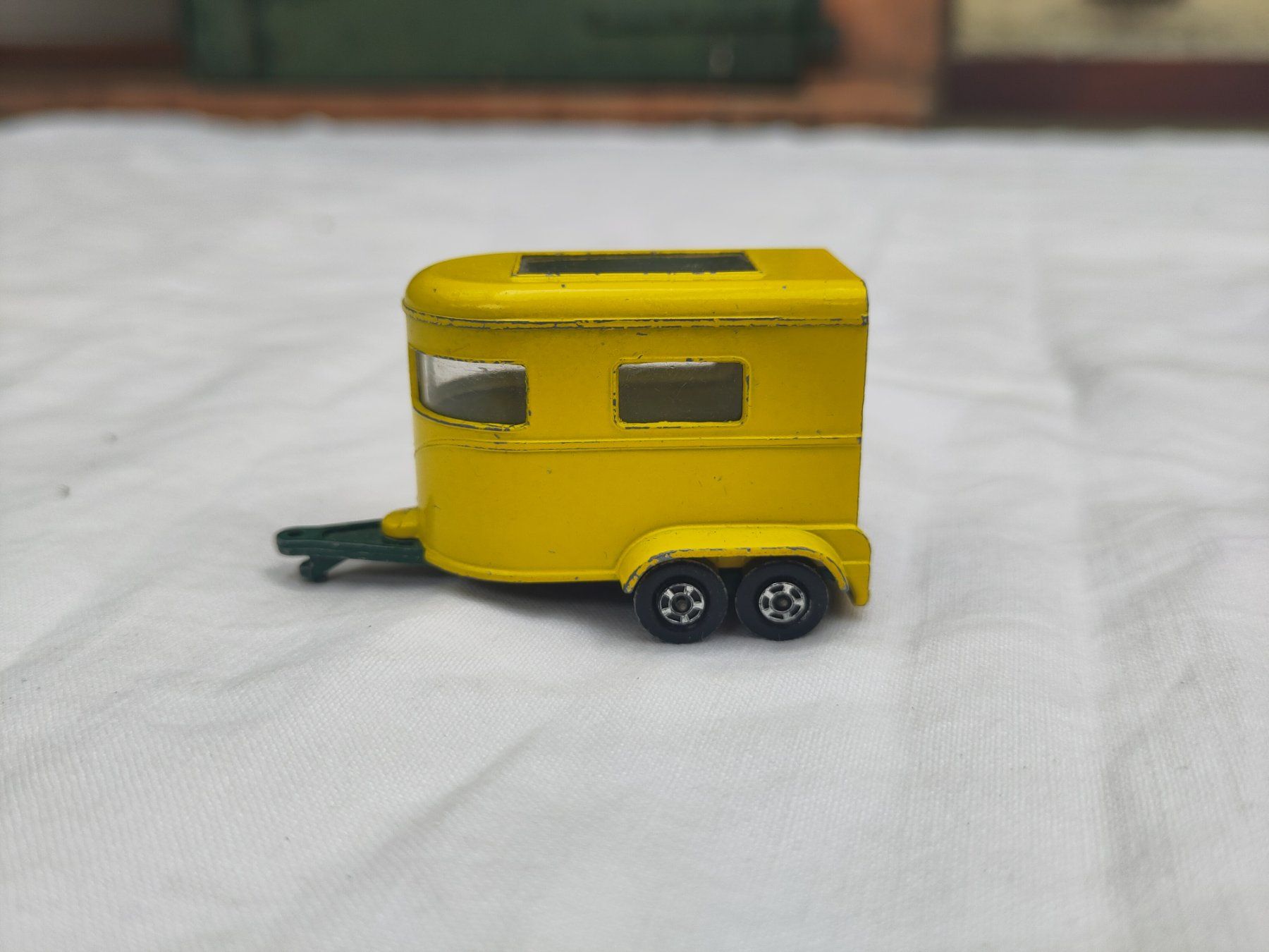 Matchbox Modellini d'auto: Matchbox Superfast No.43 "Pony Trayler" – Usato da Muttenz venduto da Laeckerlihamschter 2