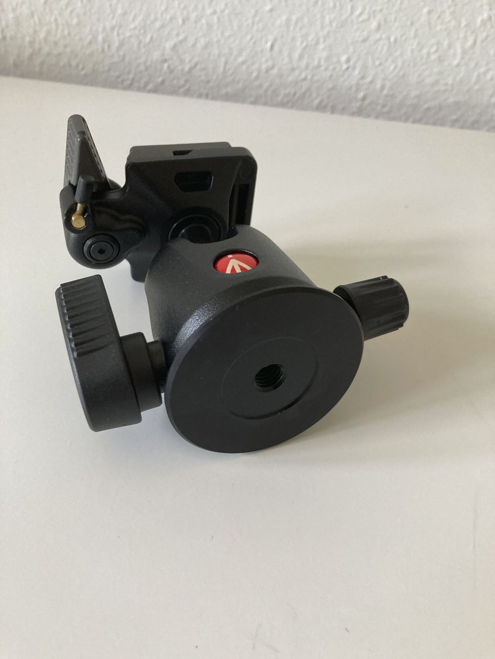 Manfrotto Treppiedi & Teste: Manfrotto 496RC2 tête de trépied – Nuovo e nell'imballaggio originale da Lausanne venduto da Chips_1 3