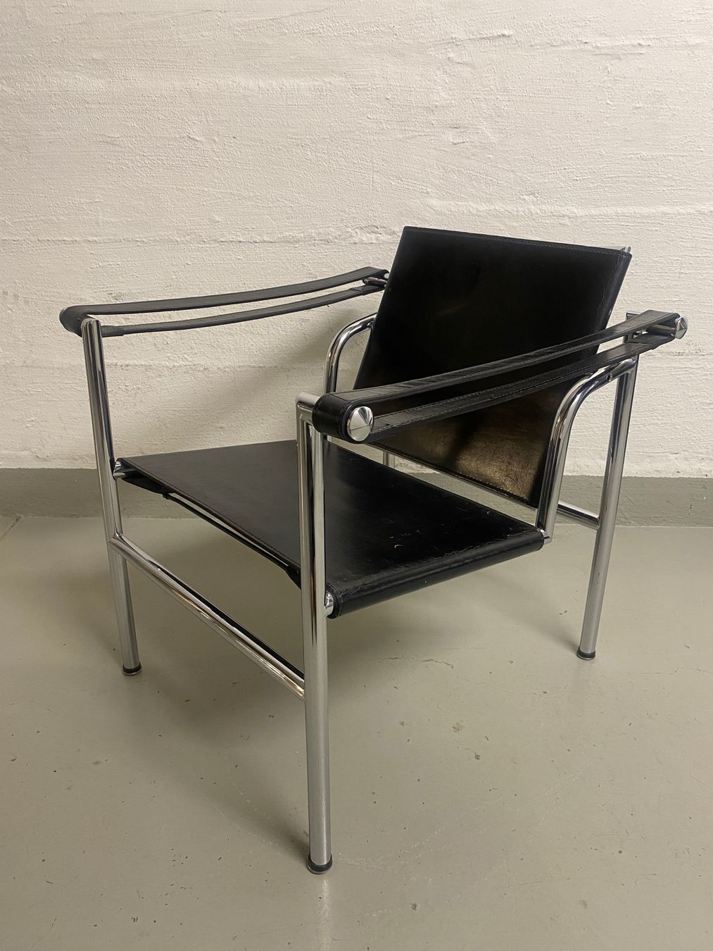 Le Corbusier Sessel: Le Corbusier, LC1 Replika – Gebraucht aus Zollikerberg von FAMA3