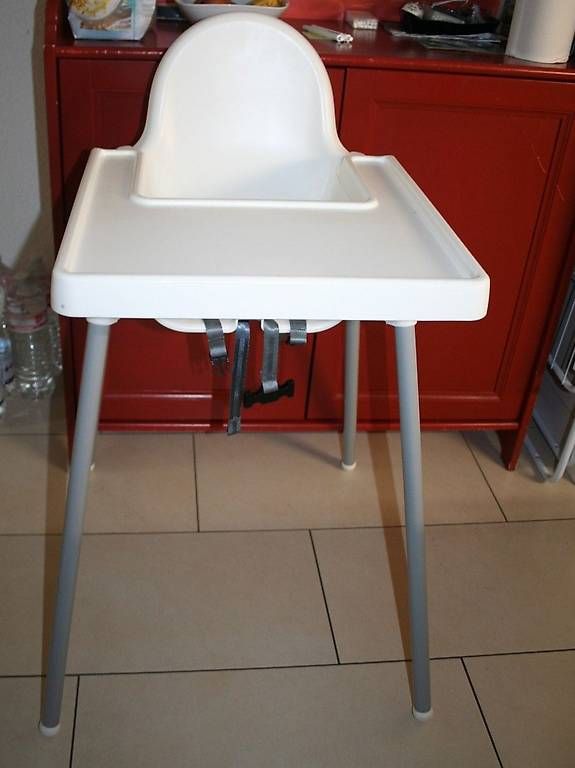 Seggioloni: Kinderhochstuhl mit Tablett, weiß-IKEA- 72cm hoch – Usato da Zürich venduto da marieyita