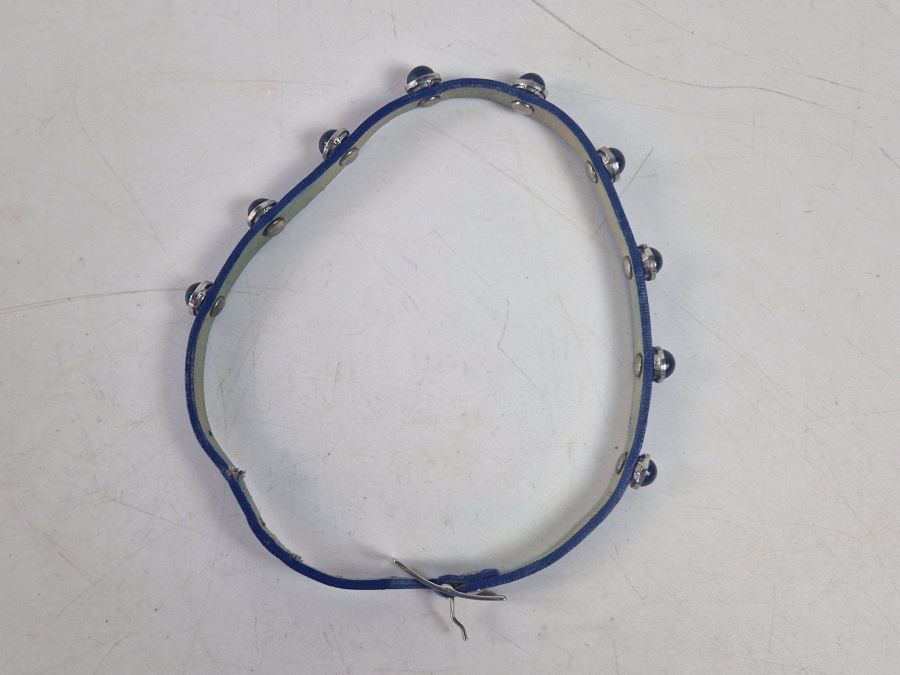 Bracciali & Braccialetti: Blaues Armband aus echtem Leder – Usato da Muhen venduto da Restwert_Muhen