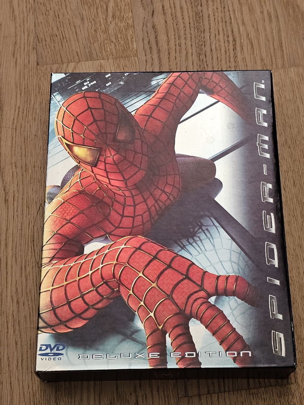 Tutti i DVDs: Spider-Man Deluxe Edition DVD Set mit Comic, Grafik uvm. – Nuovo (secondo la descrizione) da Klingnau venduto da Eibermend1