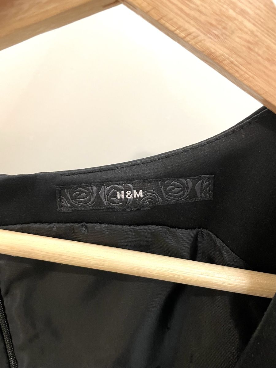H&M Vestiti: SCHWARZES H&M ETUIKLEID – Usato da Ziefen venduto da Elar_store 2