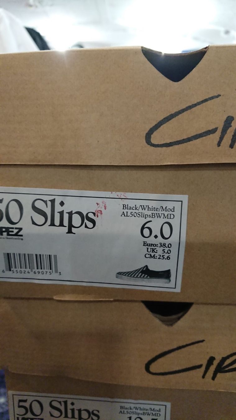 Scarpe da uomo: CIRCA SLIP ON GR.37 & 38, AB 40CHF STATT 89 CHF – Nuovo (secondo la descrizione) da Zürich venduto da LIQUIDATOR.CP 4