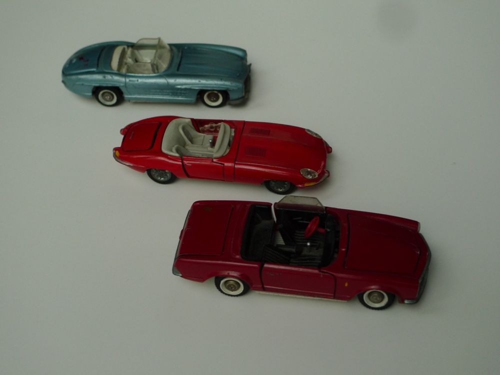 Miniature Tekno 1/43 - Mercedes 230 SL Blanche - Sans Boîte
