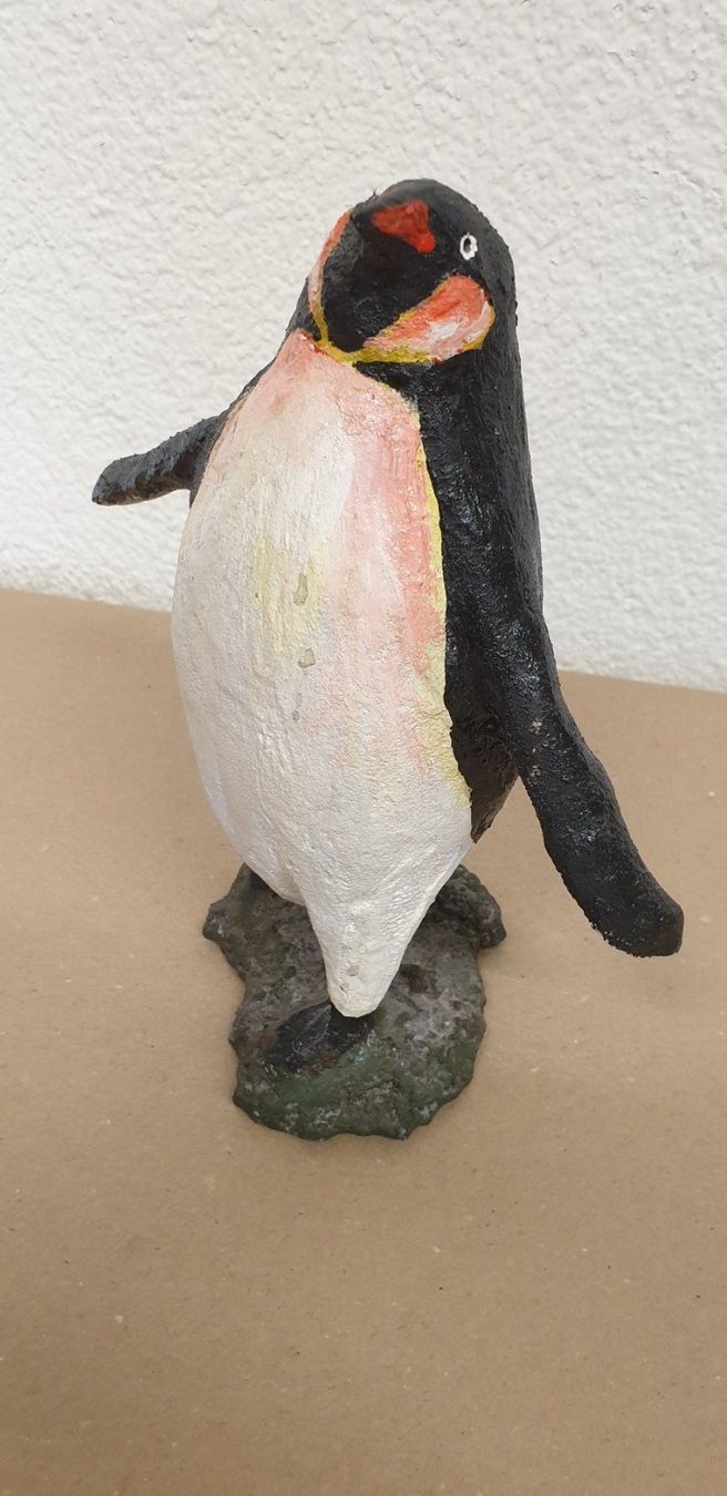 Sculture & Statue: Lustiger Pinguin signiert – Usato da Emmen venduto da magelan 2