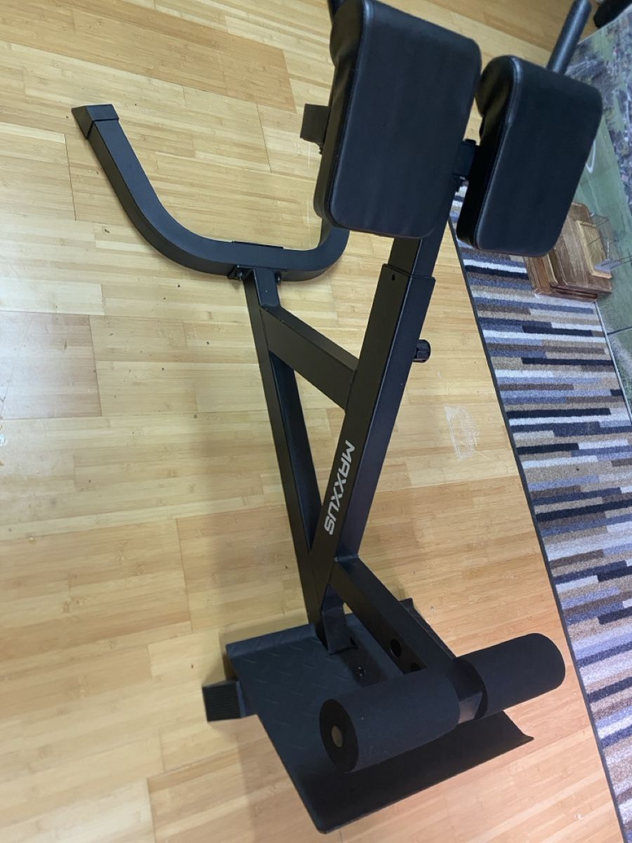Maxxus Vélos d'appartement: MAXXUS MAXXUS Hyperextension Rückentrainer – D'occasion à Hittnau par Kevlaar 4