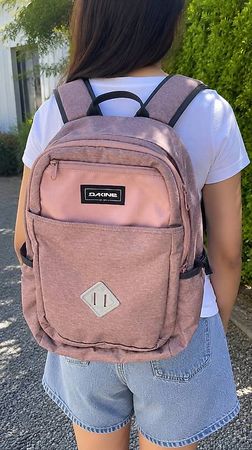 Sac à dos Dakine rose comme neuf