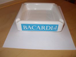 Cendrier Bacardi Rum Vintage, en céramique d'Italie