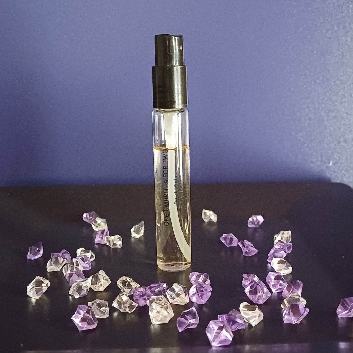Profumi & Eau de Toilette: Floraiku One Umbrella For Two Sample/Probe 1-10ml – Nuovo (secondo la descrizione) da Marly venduto da springcloud247