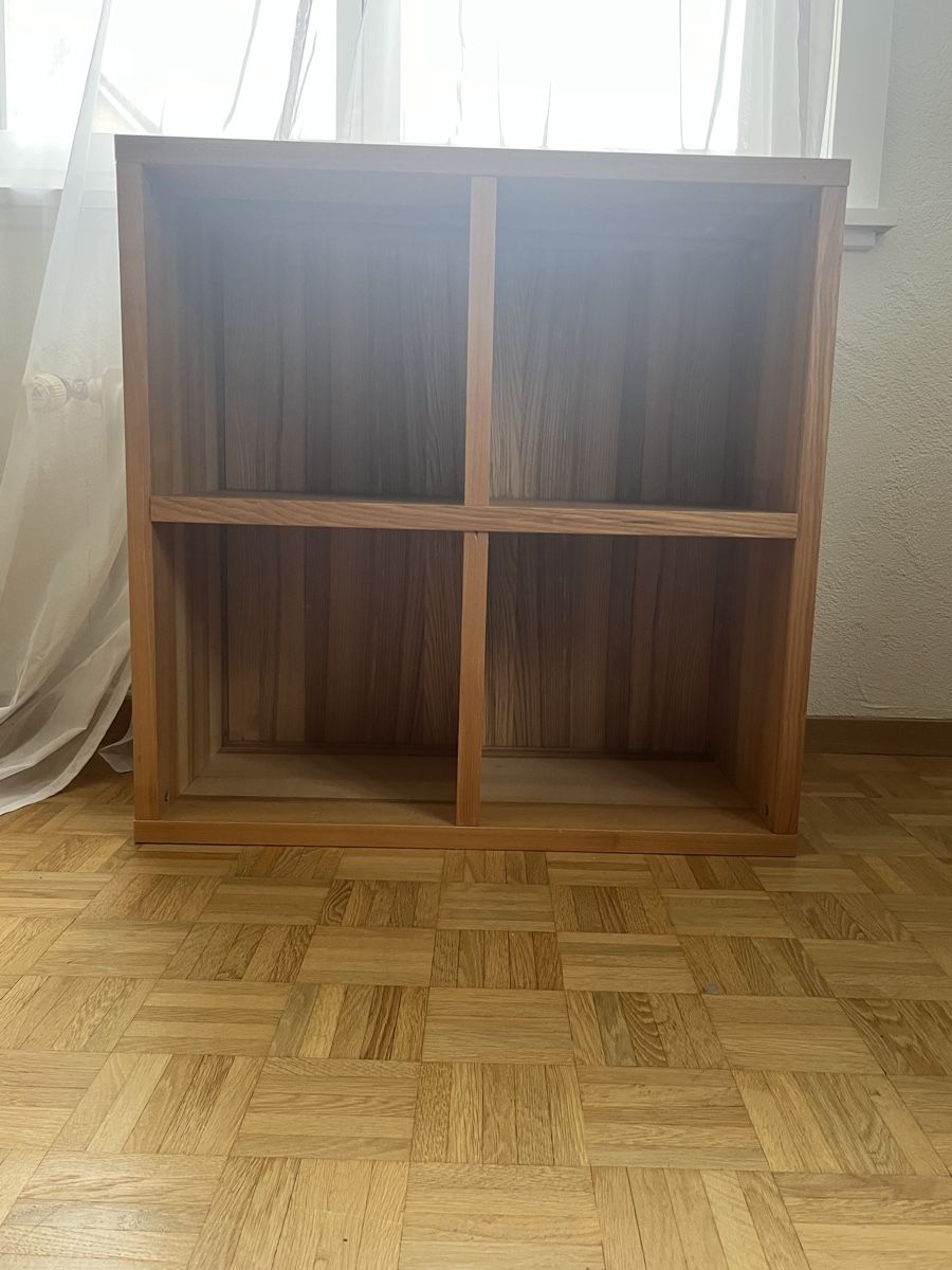 Scaffali: Holzgestell – Usato da Chur venduto da Jay.Vari 1