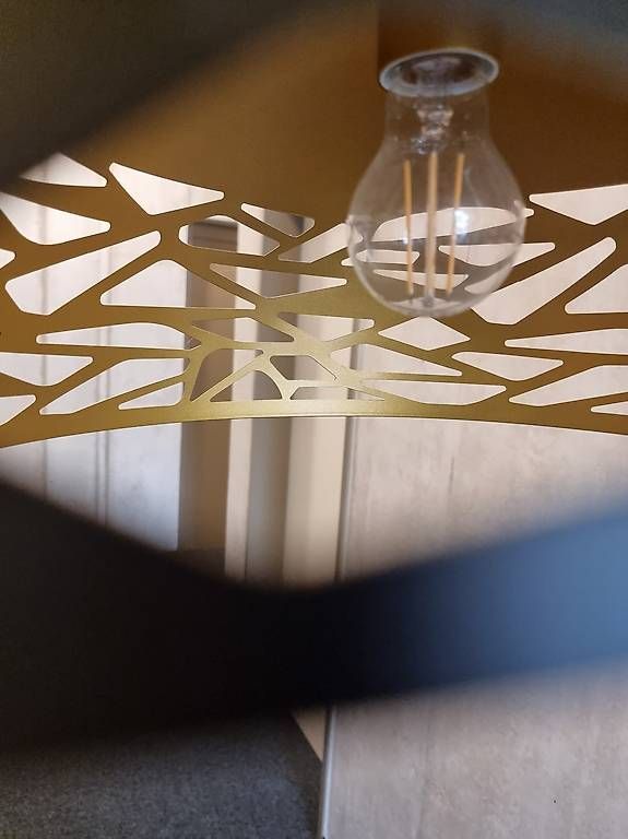 Lampade: Lampe aus dem Möbelhaus Pfister – Usato da Oetwil am See venduto da val_sbf2