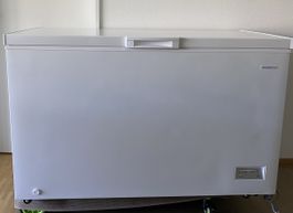 Kibernetic Gefriertruhe (370 l) Top Zustand